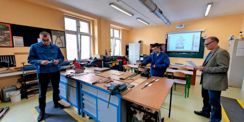 Zdjęcie miejsca "Sala 104W<br>Pracownia mechaniczna"